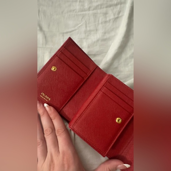 Prada Red Plaque Logo Trifold Wallet - Picture 9 of 10